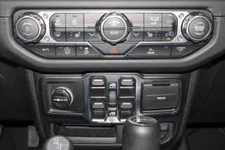 2025 Jeep Gladiator