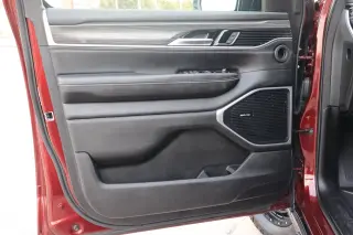 2024 Jeep Wagoneer