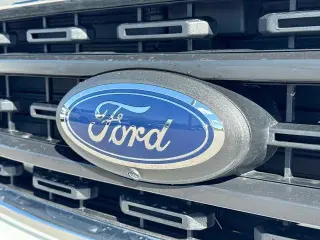 Ford F-150 2023 4x4 XLT 4dr SuperCrew 5.5 ft. SB