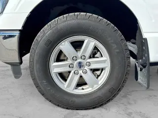 Ford F-150 2023 4x4 XLT 4dr SuperCrew 5.5 ft. SB