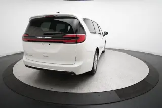 Chrysler Pacifica 2025 Select 4dr Mini-Van