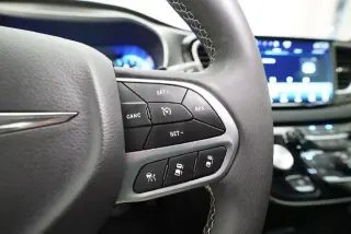 Chrysler Pacifica 2025 Select 4dr Mini-Van