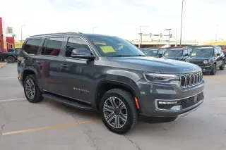 2022 Jeep Wagoneer