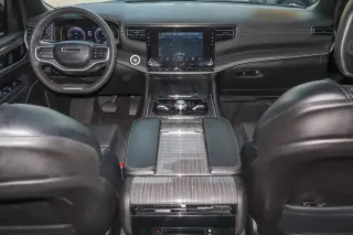 2022 Jeep Wagoneer