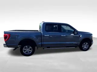 Ford F-150 2023 4x4 XLT 4dr SuperCrew 5.5 ft. SB