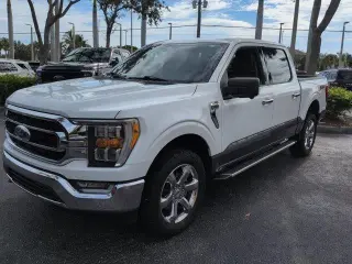 Ford F-150 2022 4x4 XLT 4dr SuperCrew 5.5 ft. SB
