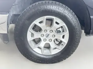 Ford F-150 2023 4x4 XLT 4dr SuperCrew 5.5 ft. SB