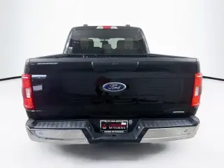 Ford F-150 2023 4x4 XLT 4dr SuperCrew 5.5 ft. SB