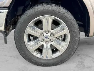 Ford F-150 2018 4x4 Lariat 4dr SuperCrew 6.5 ft. SB