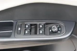 2025 Volkswagen Taos