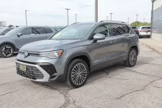 2025 Volkswagen Taos