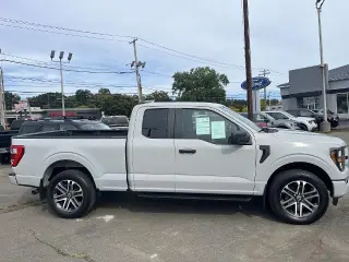 Ford F-150 2023 4x4 XL 4dr SuperCab 6.5 ft. SB