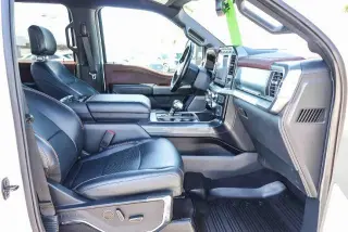 Ford F-150 2023 4x4 Lariat 4dr SuperCrew 5.5 ft. SB