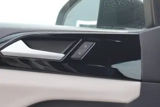 2025 Volkswagen Taos