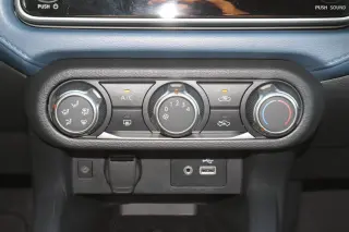 2025 Nissan Versa