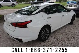 Nissan Altima 2025 2.5 SV 4dr Sedán