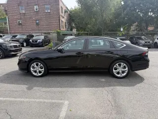 Honda Accord 2024 LX 4dr Sedán
