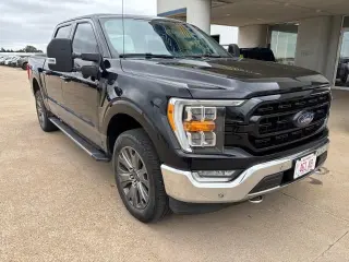 Ford F-150 2021 4x4 XLT 4dr SuperCrew con 5.5 pies de largo, SuperCab