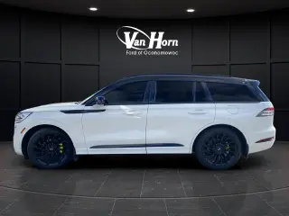 2024 Lincoln Aviator
