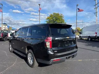 Chevrolet Suburban 2023 4x4 LT 4dr SUV