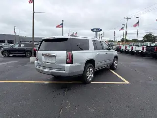 GMC Yukon XL 2019 4x4 Denali 4dr SUV