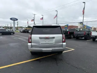 GMC Yukon XL 2019 4x4 Denali 4dr SUV