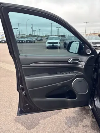 2020 Jeep Grand Cherokee