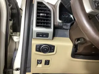 Ford F-150 2018 4x4 Lariat 4dr SuperCrew 5.5 ft. SB