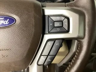 Ford F-150 2018 4x4 Lariat 4dr SuperCrew 5.5 ft. SB