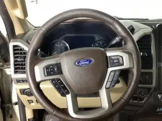 Ford F-150 2018 4x4 Lariat 4dr SuperCrew 5.5 ft. SB