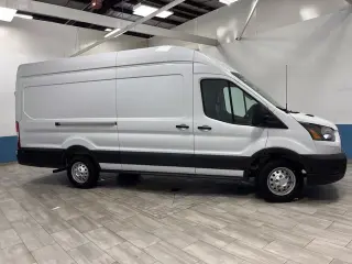 2025 Ford Transit-250