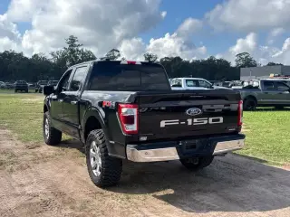 Ford F-150 2022 4x4 Lariat 4dr SuperCrew 5.5 ft. SB