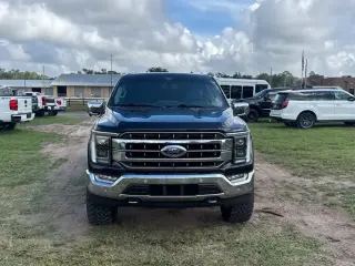Ford F-150 2022 4x4 Lariat 4dr SuperCrew 5.5 ft. SB