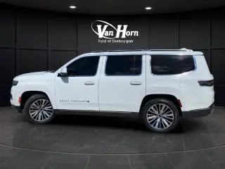 2022 Jeep Grand Wagoneer