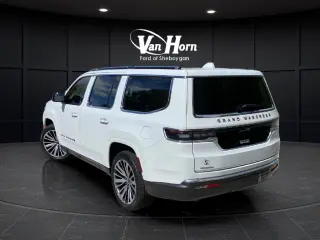 2022 Jeep Grand Wagoneer