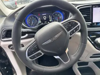 2022 Chrysler Pacifica