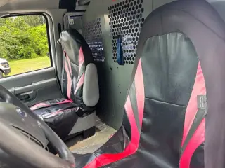 Ford E-Series 2008 E-250 3dr Cargo Van