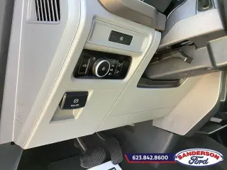 Ford F-150 2025 4x2 XLT 4dr SuperCrew 5.5 ft. SB