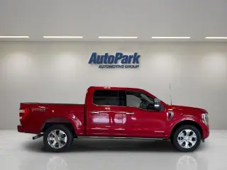 Ford F-150 2022 4x4 Platinum 4dr SuperCrew 5.5 ft. SB