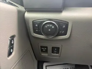 Ford F-150 2018 4x4 XLT 4dr SuperCrew 5.5 ft. SB