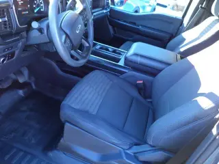 Ford F-150 2023 4x4 XL 4puertas SuperCrew carrocería corta 6.5 pies