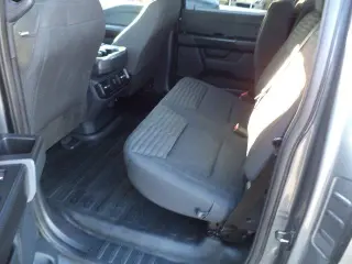 Ford F-150 2023 4x4 XL 4puertas SuperCrew carrocería corta 6.5 pies