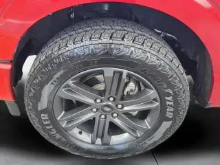 Ford F-150 2023 4x4 Lariat 4dr SuperCrew 5.5 ft. SB