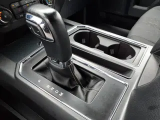 Ford F-150 2019 4x4 XLT 4dr SuperCrew 5.5 ft. SB