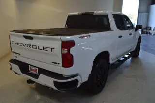 Chevrolet Silverado 1500 2023 4x4 RST 4dr Crew Cab 5.8 ft. SB