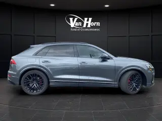 2024 Audi SQ8