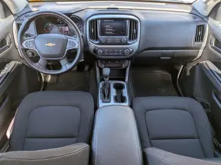 Chevrolet Colorado 2022 4x2 LT 4dr Cab con 5 ft. de ancho.