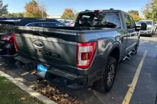 Ford F-150 2022 4x4 Lariat 4dr SuperCrew 6.5 ft. SB