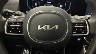 2025 Kia Carnival Hybrid