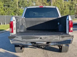 Ford F-150 2015 4x4 XLT 4dr SuperCrew 5.5 ft. SB